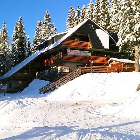 Accommodation And Restaurant Tia Cerklje na Gorenjskem Exterior foto